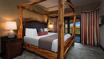 In-room safe, desk, laptop workspace, blackout curtains