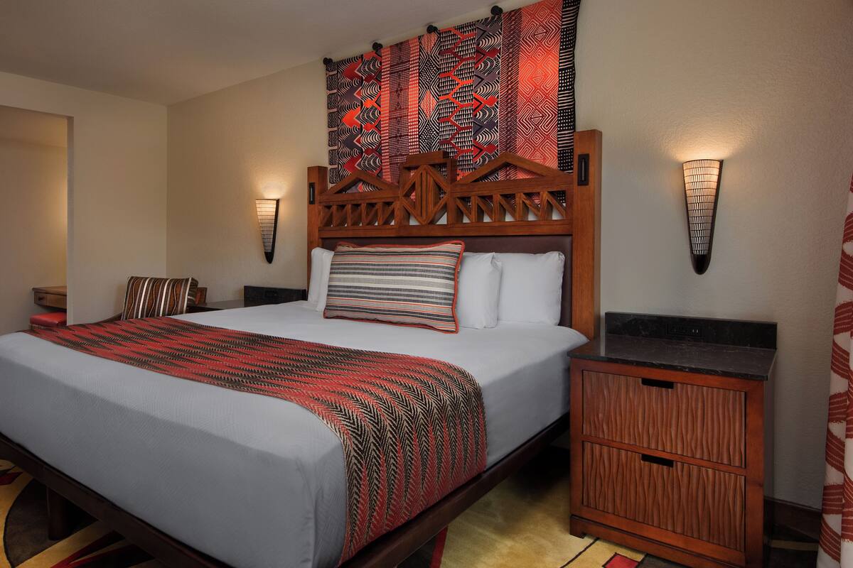 In-room safe, desk, laptop workspace, blackout curtains