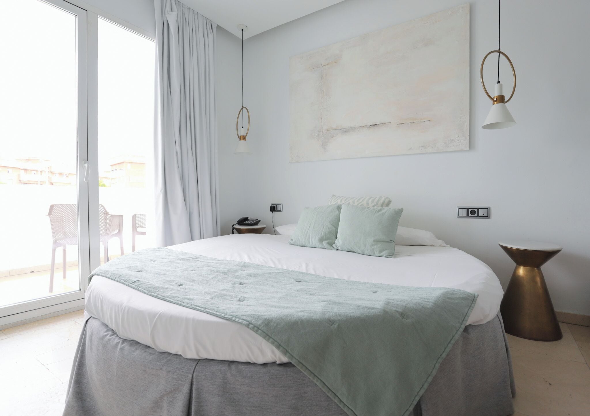 Coffres-forts dans les chambres, bureau