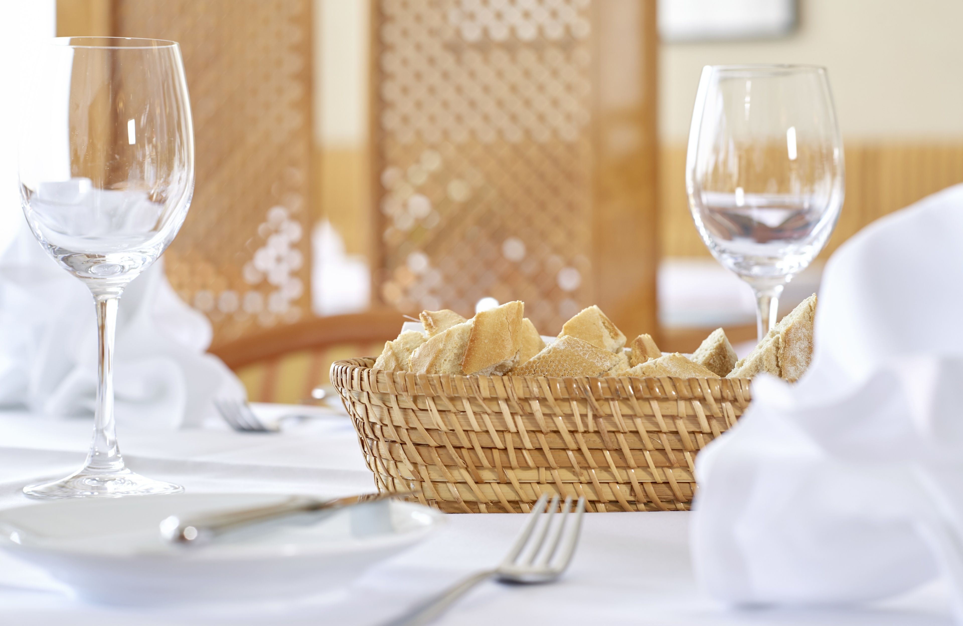 breakfast, dinner served; local cuisine, al fresco dining