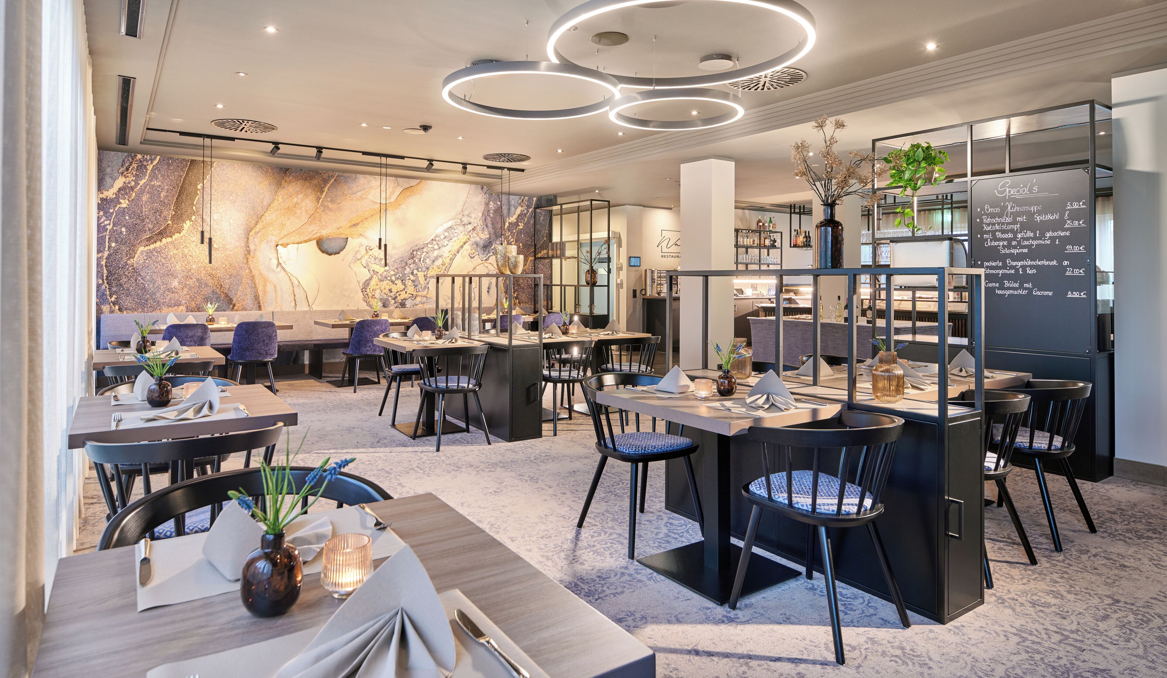 Breakfast, dinner served; local cuisine, alfresco dining 