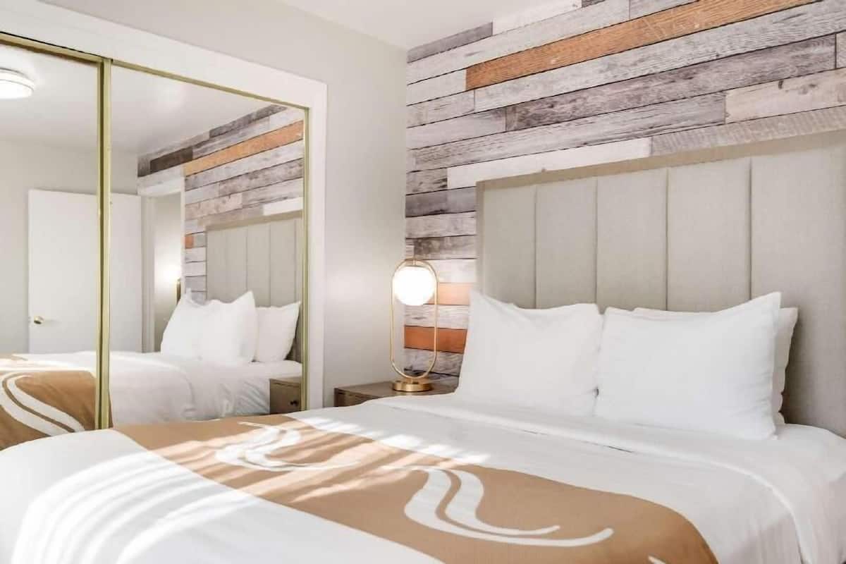 Blackout curtains, iron/ironing board, free cots/infant beds