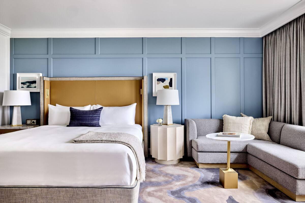 Egyptian cotton sheets, premium bedding, down comforters, in-room safe