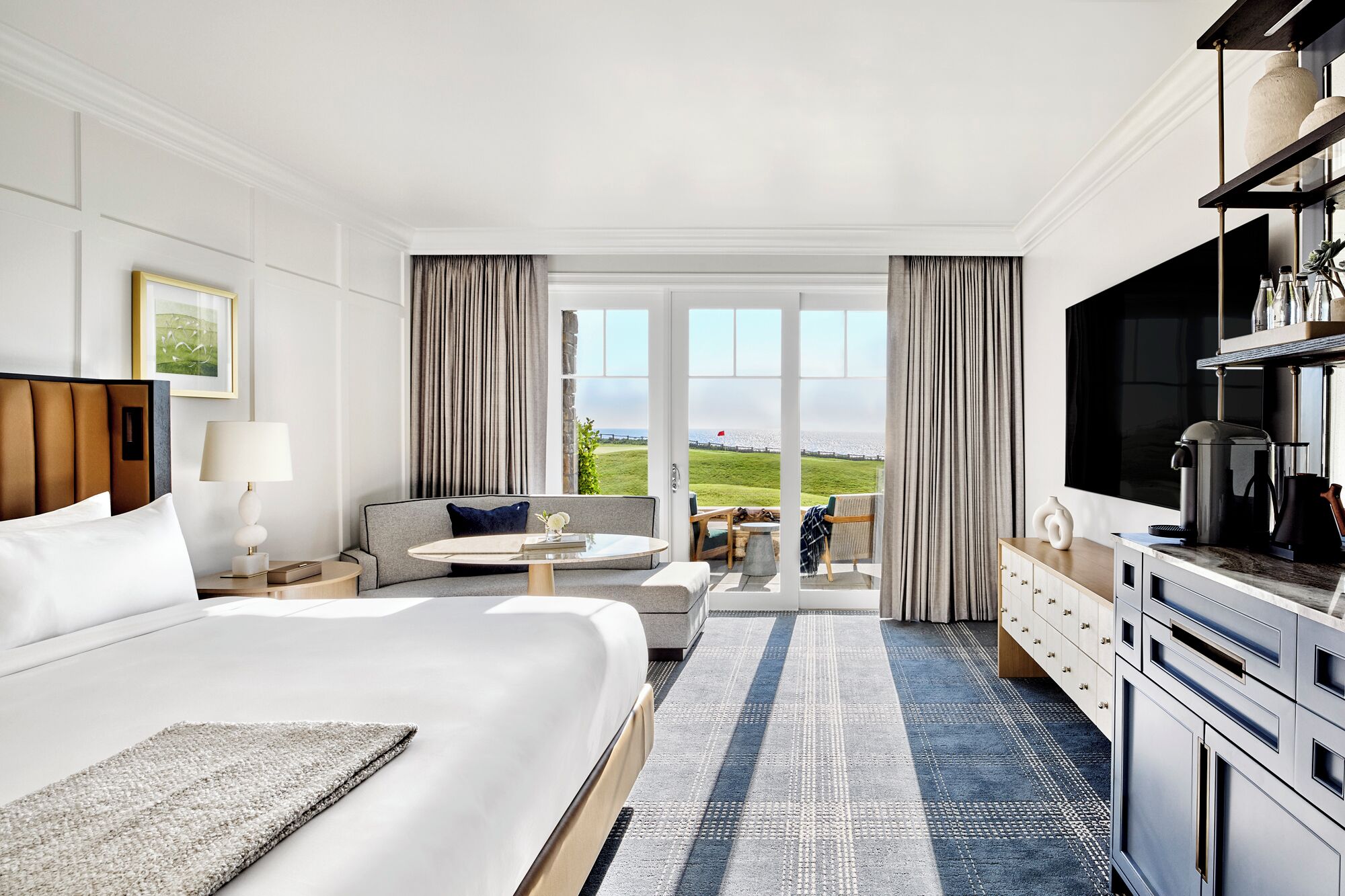 エジプト綿のシーツ、高級寝具、羽毛の掛け布団、セーフティボックス (室内)