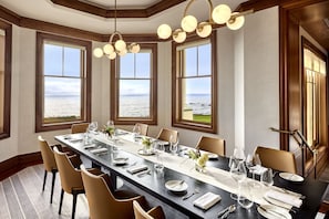 3 restaurants; breakfast, lunch, and dinner served - The Ritz-Carlton, Half Moon Bay (Half Moon Bay)