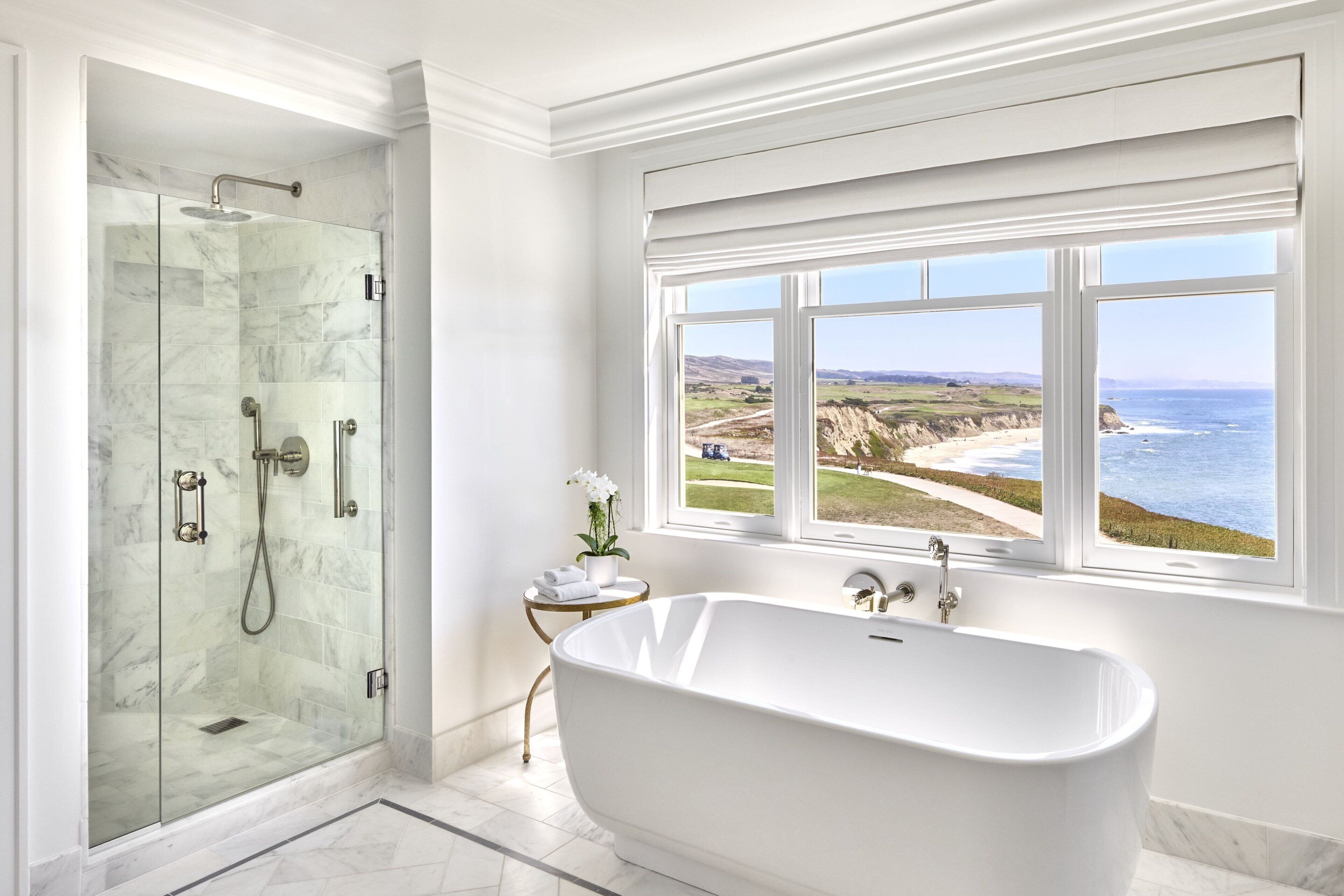 signature suite, 1 bedroom | bathroom | separate bathtub and shower, designer toiletries, hair dryer, bathrobes