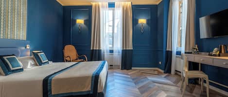 Quarto júnior | 1 quarto, edredons de pluma, frigobar, cofres nos quartos