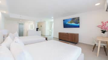 In-room safe, laptop workspace, blackout curtains, iron/ironing board