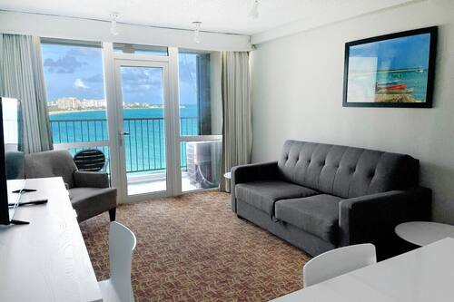 One Bedroom Suite Ocean View | Vista dalla camera