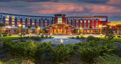 The Chattanoogan Hotel, Curio Collection by Hilton