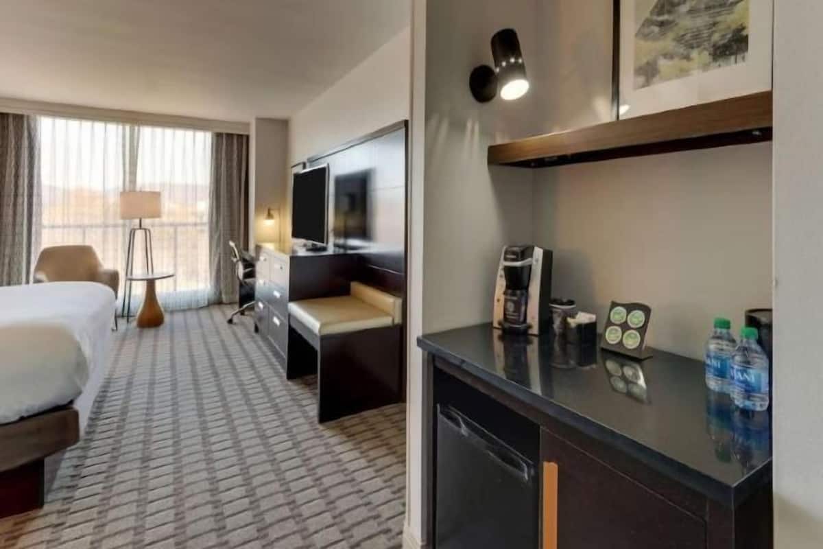 Premium bedding, pillow-top beds, in-room safe, desk