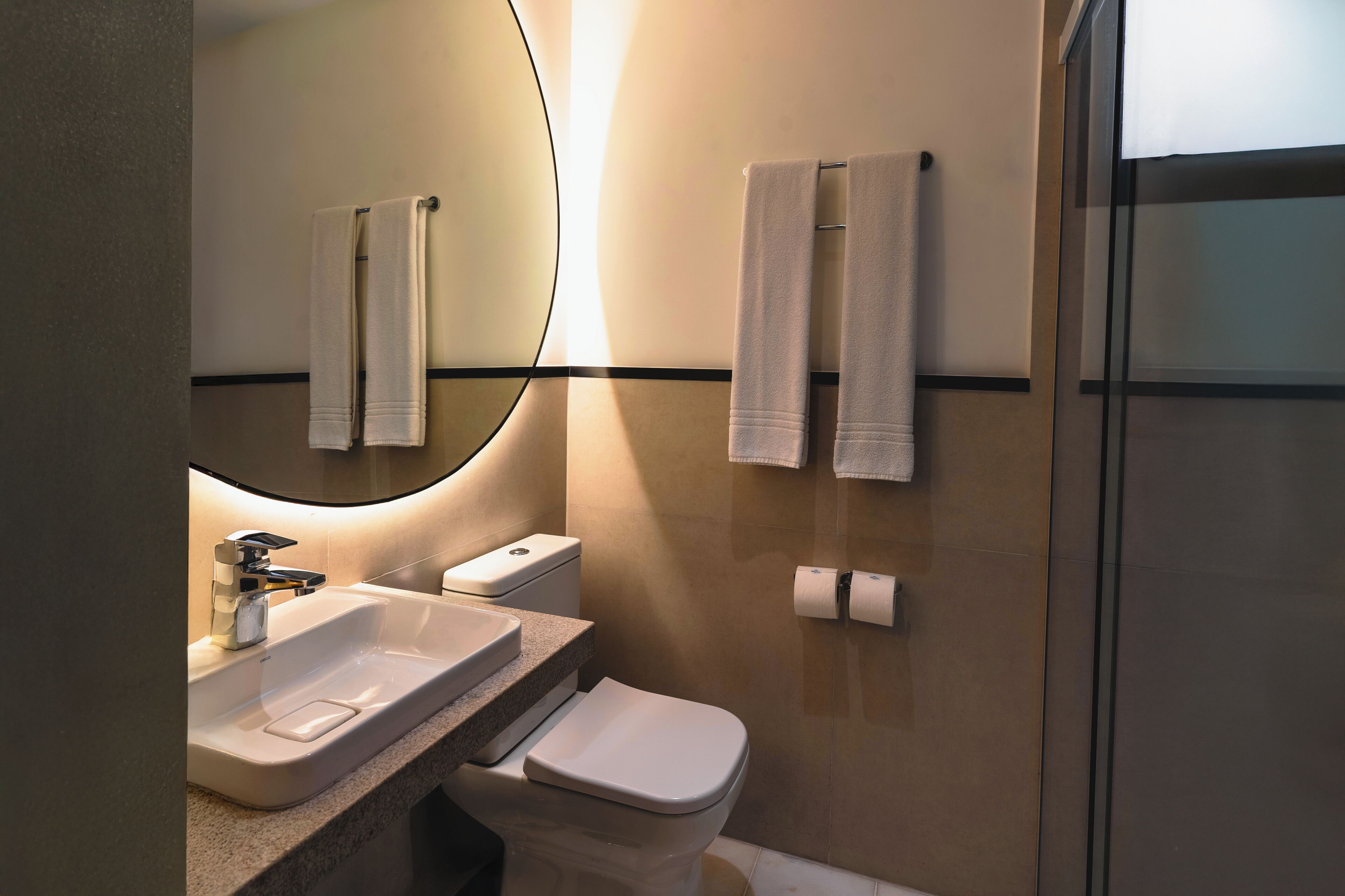 Foto - Estanplaza Funchal Faria Lima