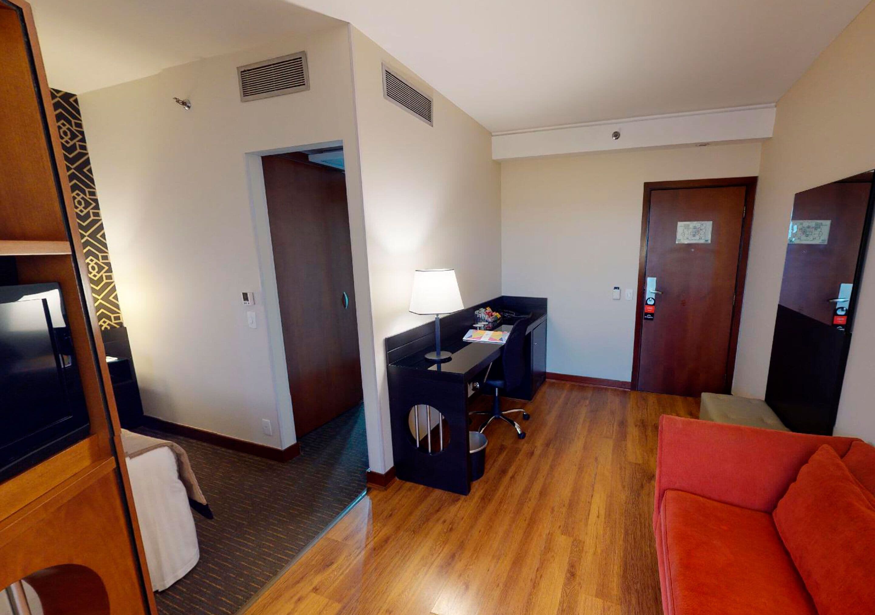 1 bedroom, minibar, in-room safe, desk