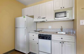Fridge, microwave, stovetop, coffee/tea maker