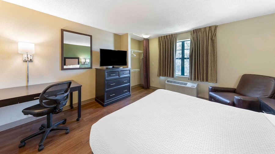 Extended Stay America Suites Fairbanks Old Airport Way