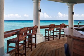 11 bars/lounges, swim-up bar