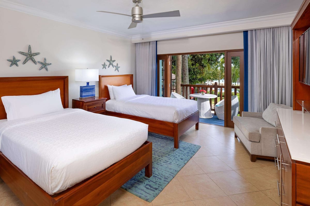 Room, 1 Bedroom, Partial Ocean View (Tropical Oceanview Concierge Double) | Hypo-allergenic bedding, minibar, in-room safe, blackout drapes
