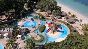 Surfing/boogie boarding - Beaches Negril Resort - ALL INCLUSIVE (Negril)