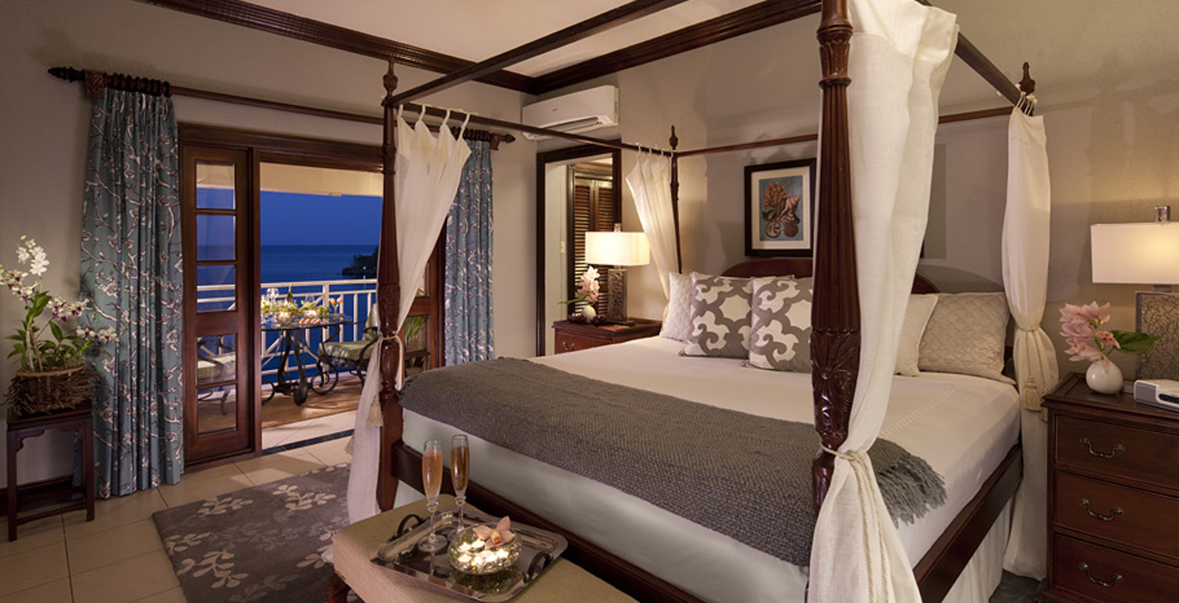 Sandals royal plantation deals
