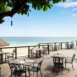 5 restaurants, breakfast, lunch, dinner served; French cuisine