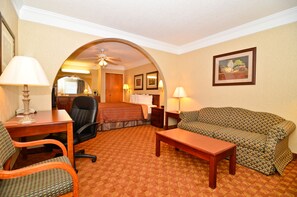Standard Suite, 1 King Bed, Non Smoking, Hot Tub