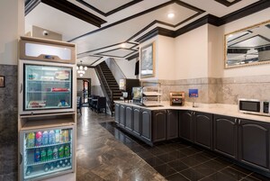 Desayuno continental incluido todos los días 