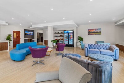 Roundhouse Suites