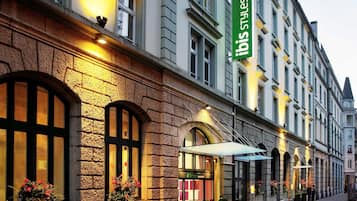 In-room safe, desk, free WiFi, bed sheets