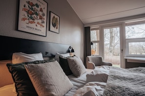 Superior Double or Twin Room, 1 Bedroom, Park View