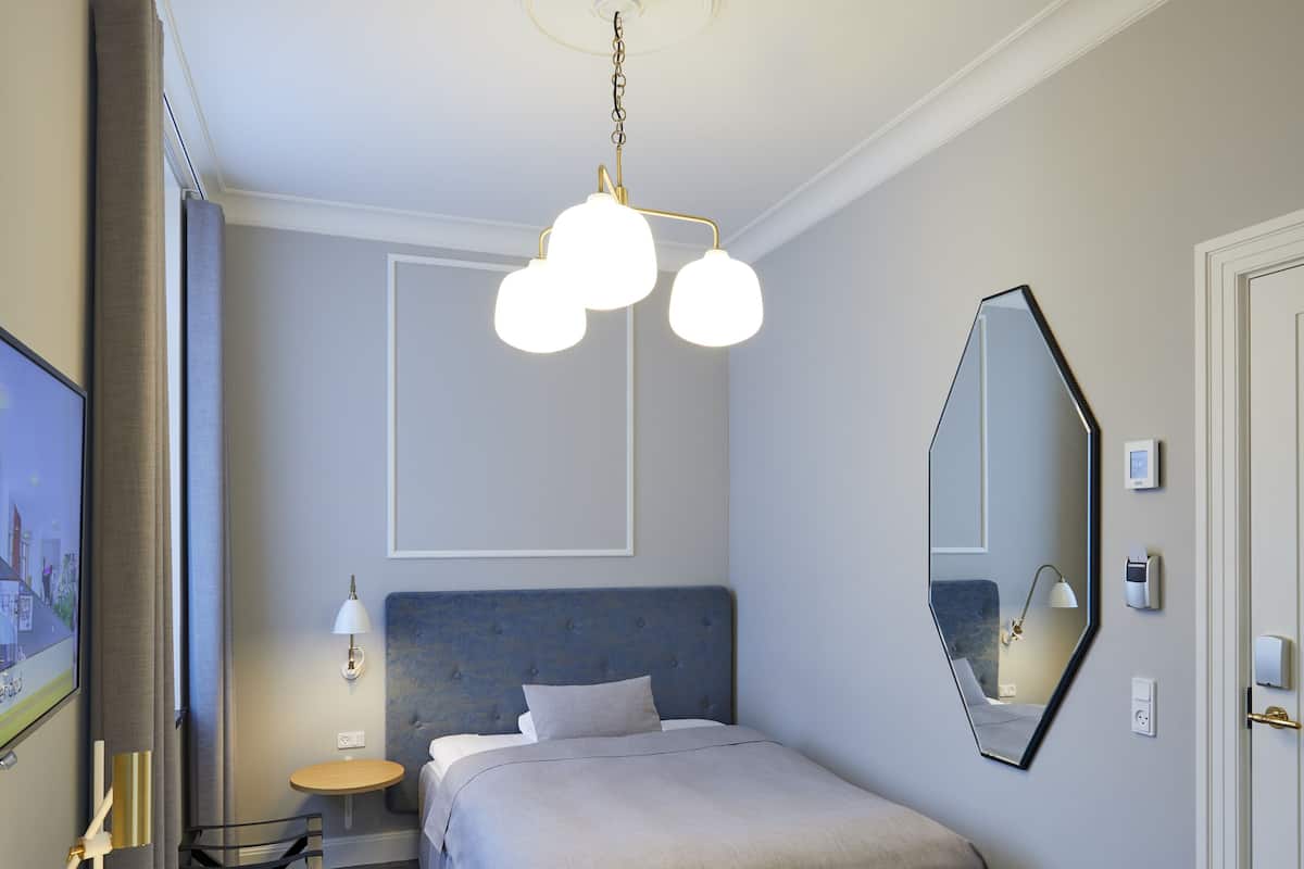 Down duvets, minibar, in-room safe, desk