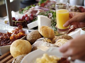 Desayuno buffet incluido los días de semana