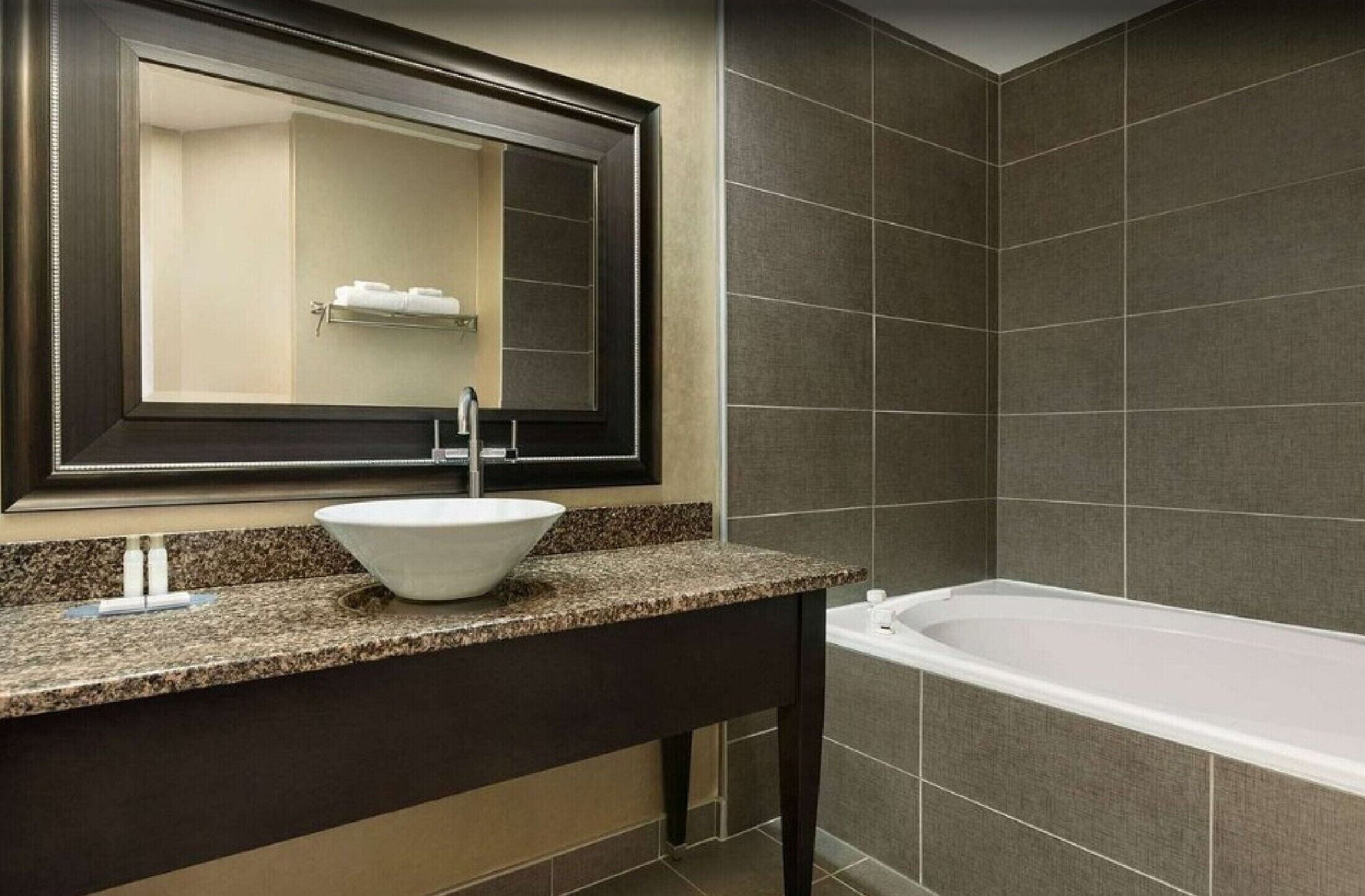 Foto - Travelodge by Wyndham Hotel & Convention Centre Quebec City