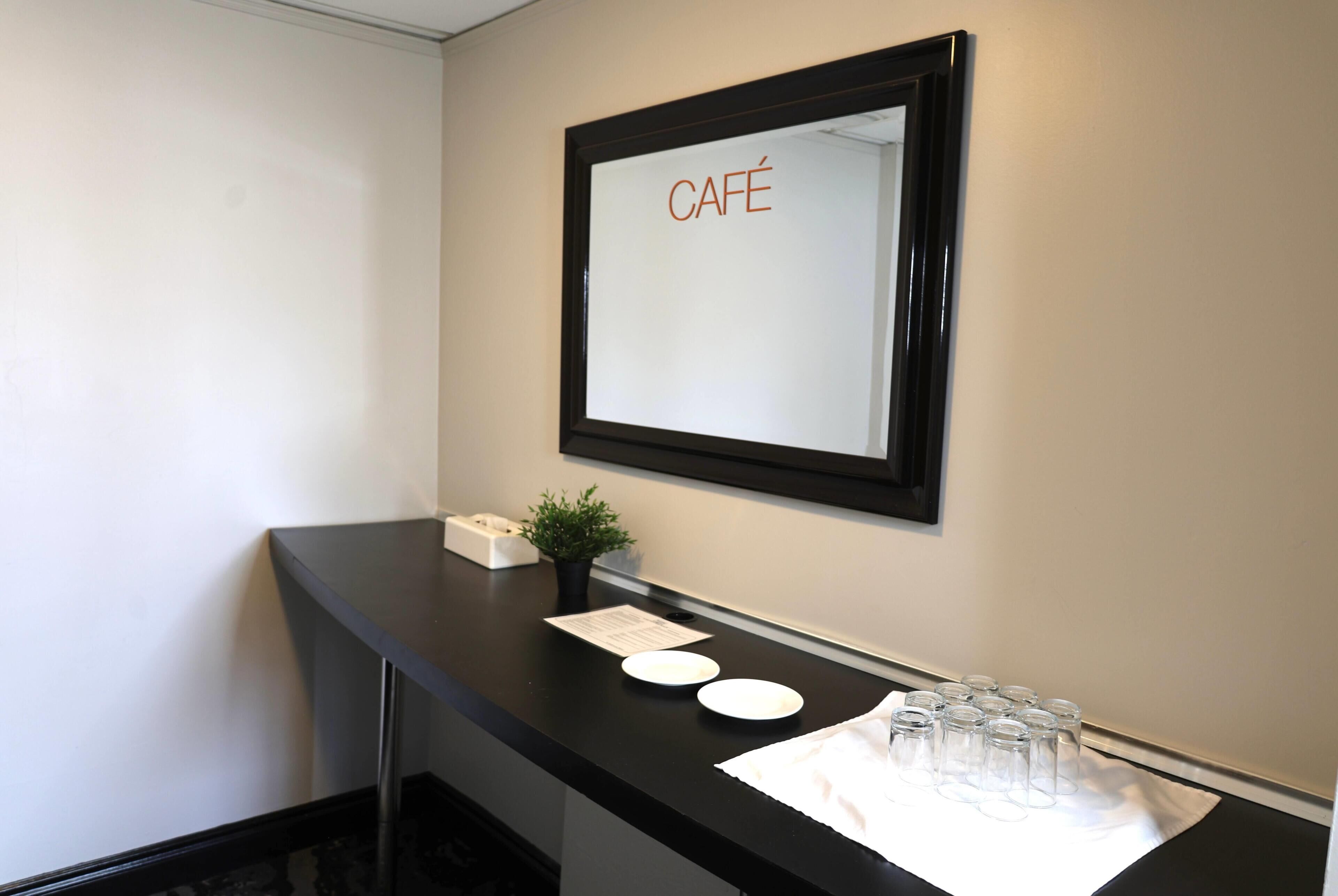 Foto - Travelodge by Wyndham Hotel & Convention Centre Quebec City