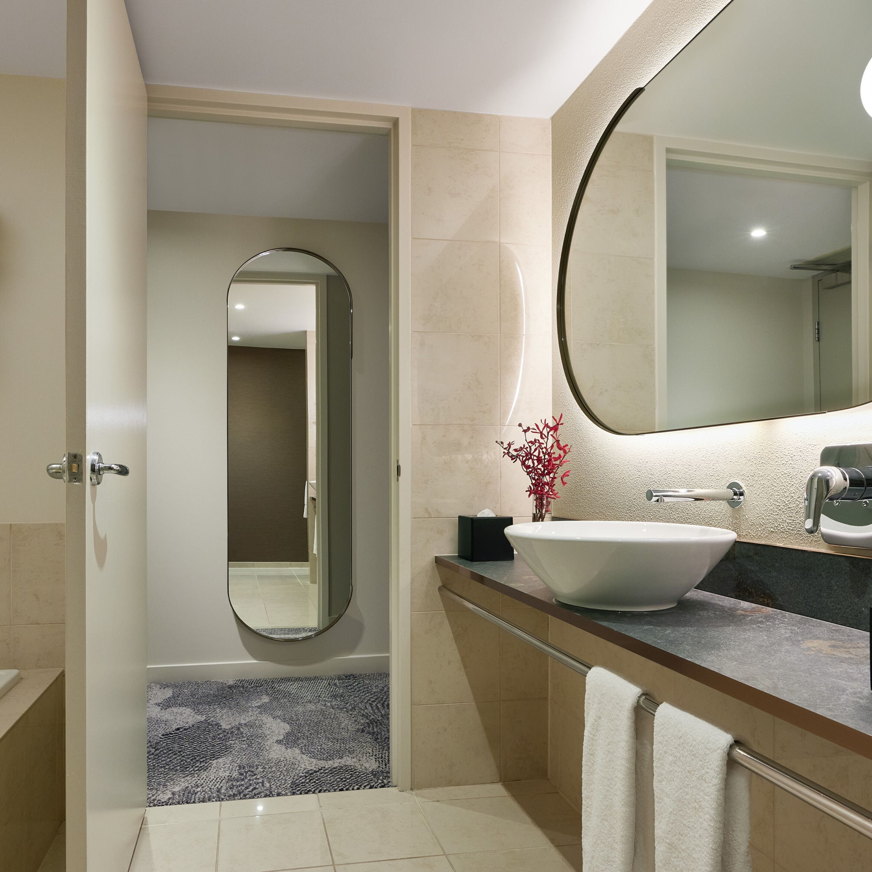 superior twin room - runway view | bathroom | separate bathtub and shower, free toiletries, hair dryer, bathrobes