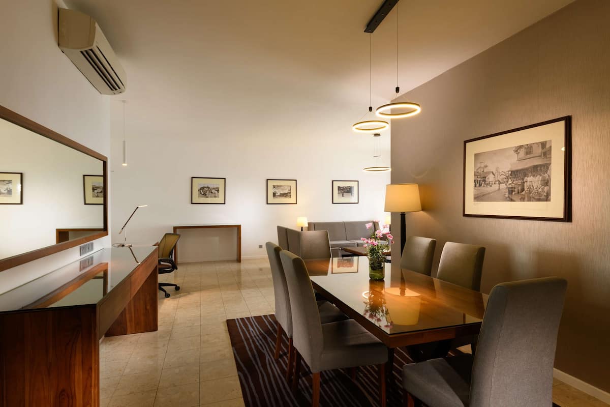 In-room safe, blackout drapes, soundproofing, iron/ironing board