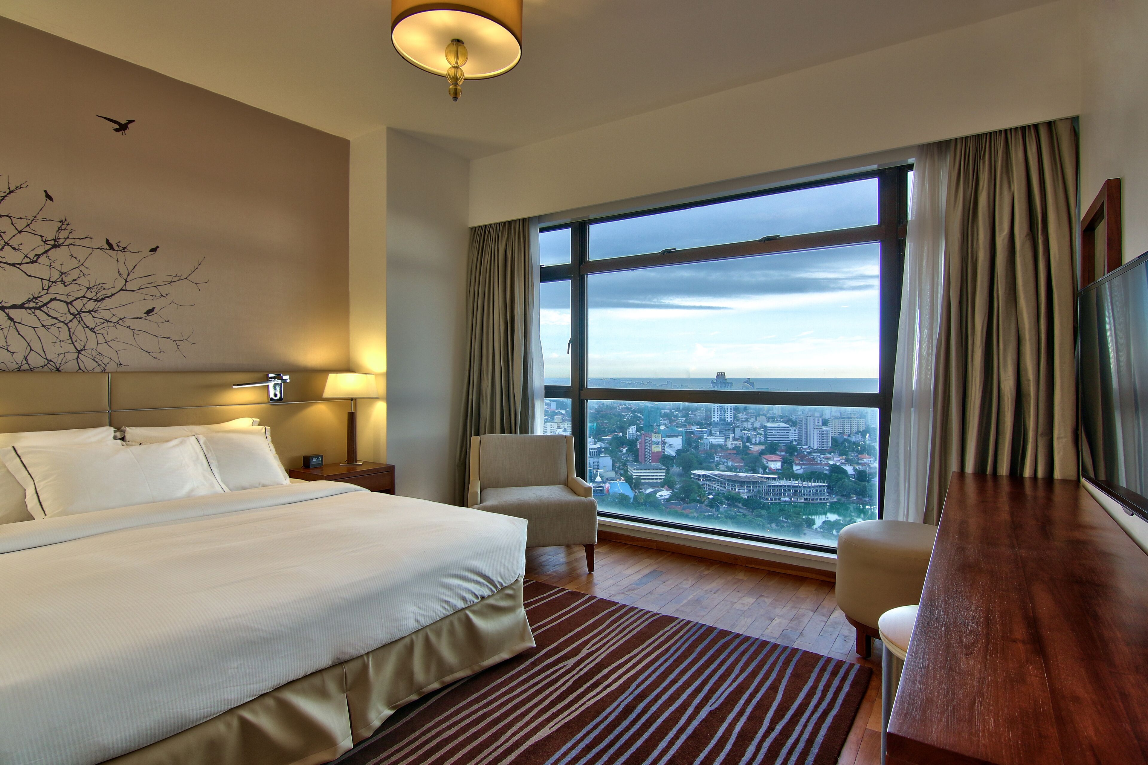 42-inch led tv with satellite channels, tv