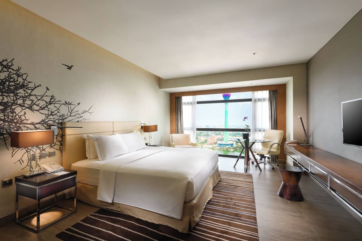 Superior Room | In-room safe, blackout drapes, soundproofing, iron/ironing board