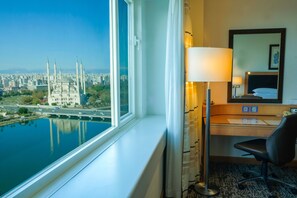 View from room - Adana Hilton SA (Adana)