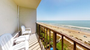 Rom (Studio, 1 King Bed, Oceanfront) | Terrasse/patio