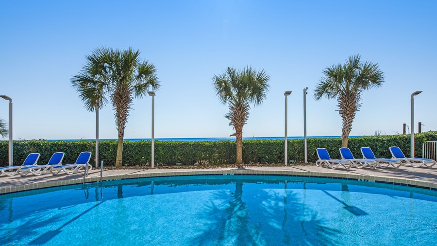 Carolinian Beach Resort