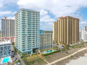 On the beach - Carolinian Beach Resort (Myrtle Beach)