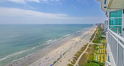 Carolinian Beach Resort by Vacasa