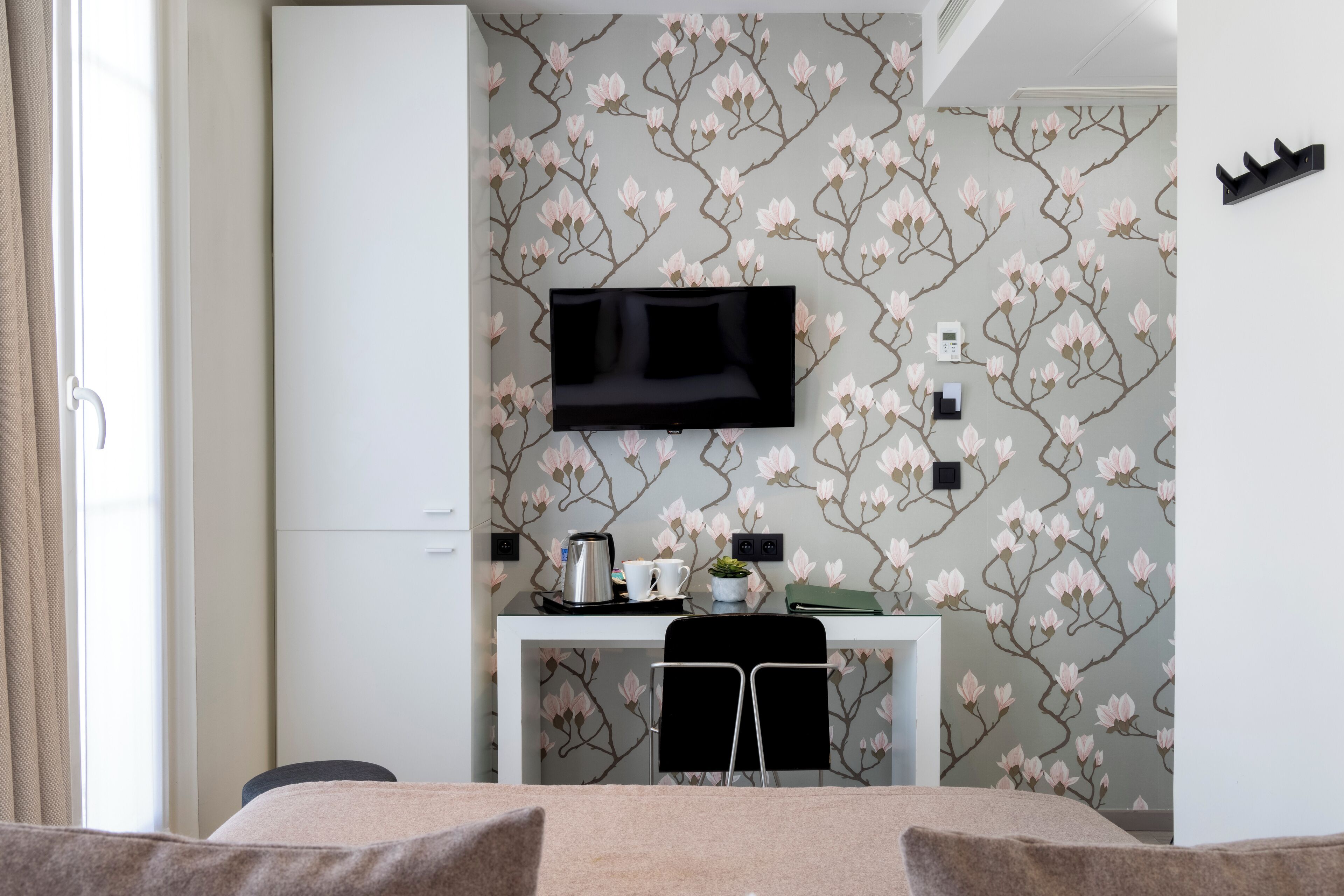 superior room, balcony | 1 bedroom, in-room safe, desk, soundproofing