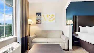 Cortinas blackout, tabla de planchar con plancha y cunas gratuitas