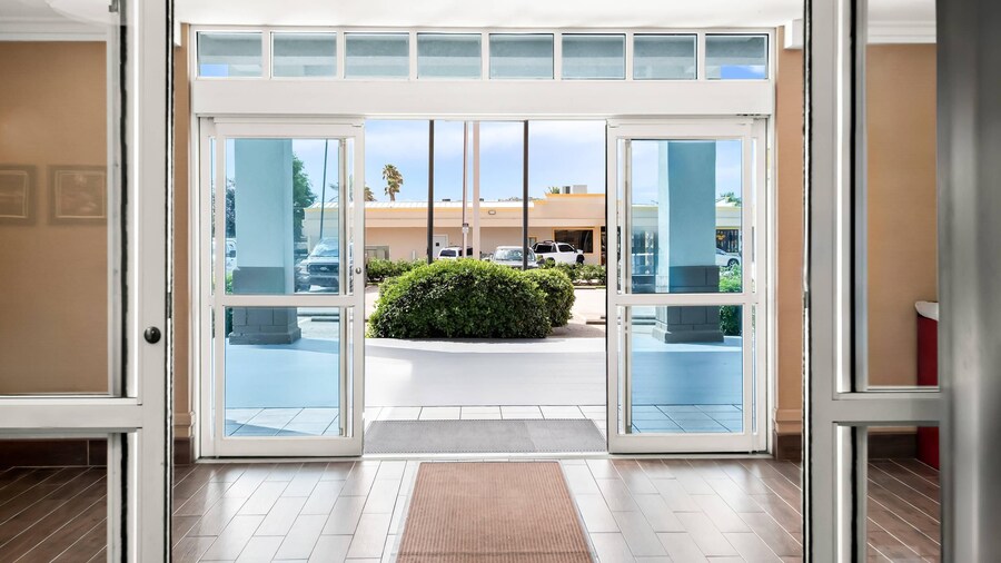 Comfort Suites New Orleans East