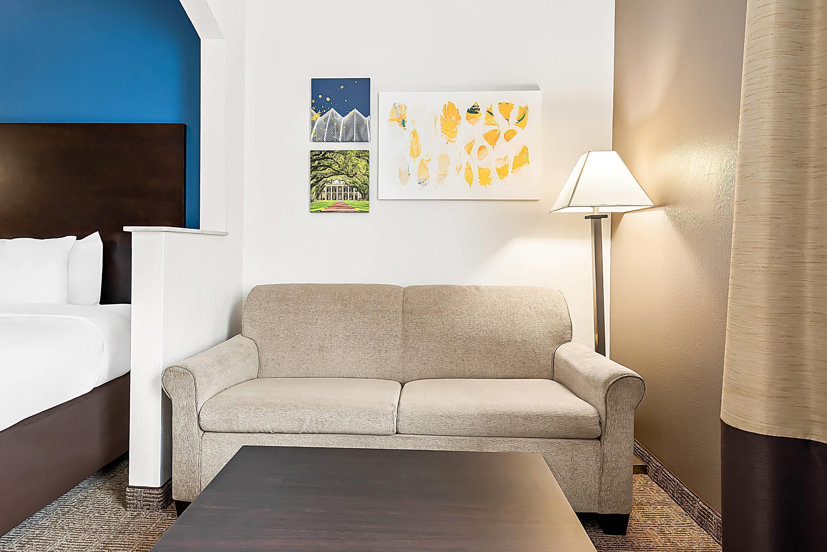 suite, multiple beds, non smoking | blackout curtains, iron/ironing board, free cots/infant beds, free wifi