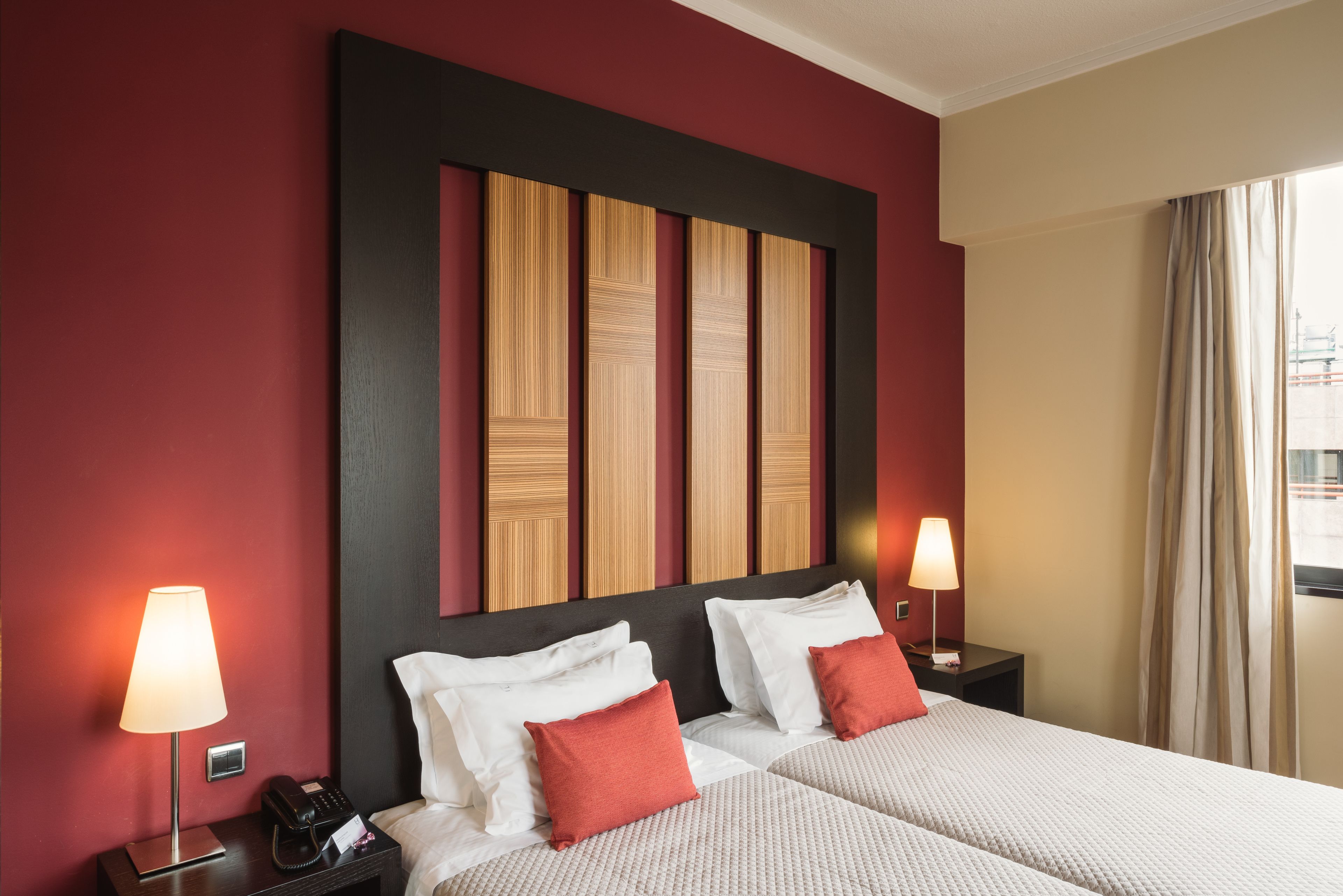 1 bedroom, hypo-allergenic bedding, minibar, in-room safe