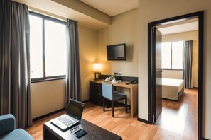 Hypo-allergenic bedding, minibar, in-room safe, desk - Hotel Lisboa (Lisbon)