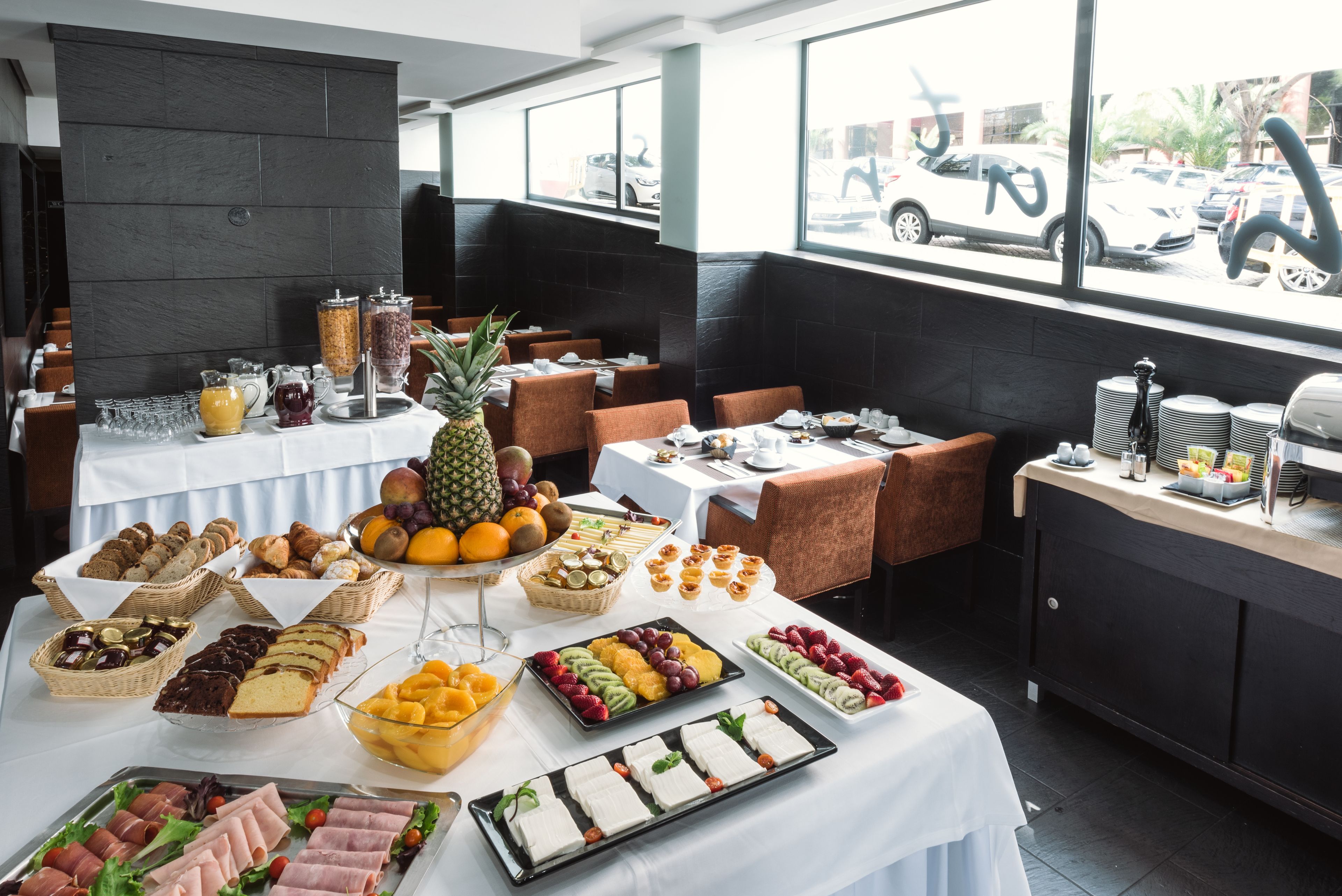 daily buffet breakfast (eur 19.90 per person)
