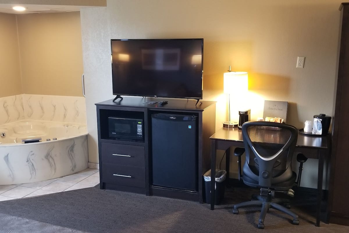 superior studio suite, 1 king bed, non smoking | television